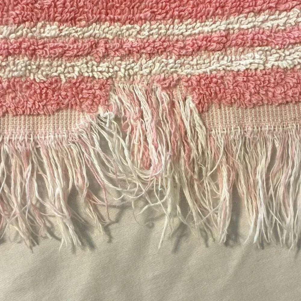 MCM Cannon Monticello Towel Set Bath Hand Towel Pink White Jacquard Fleur De Lis